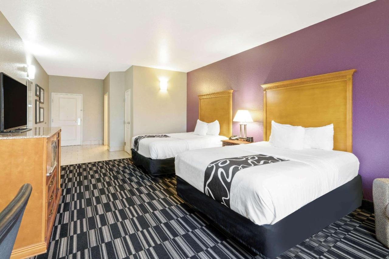 La Quinta By Wyndham Ada Hotel Luaran gambar