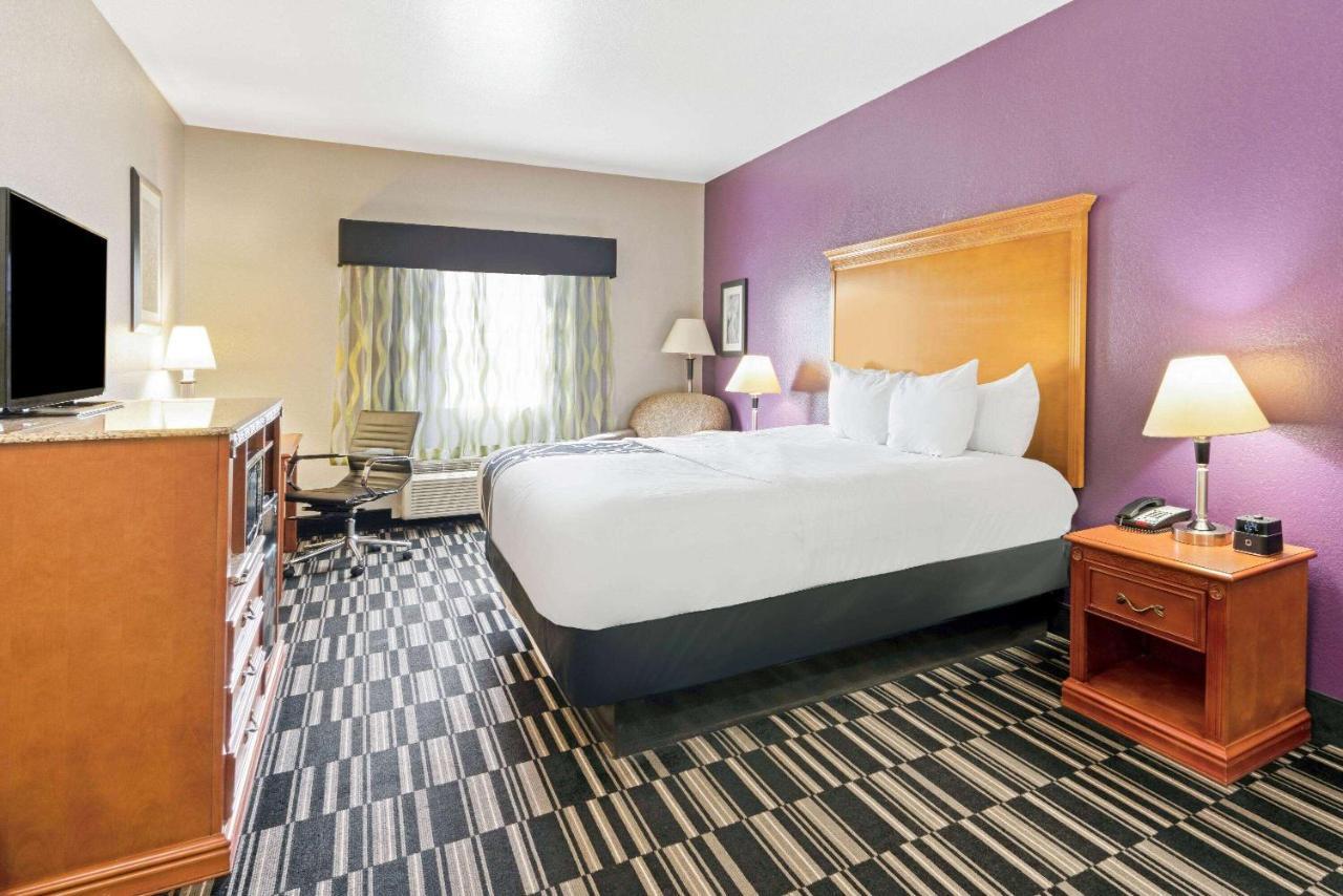 La Quinta By Wyndham Ada Hotel Luaran gambar