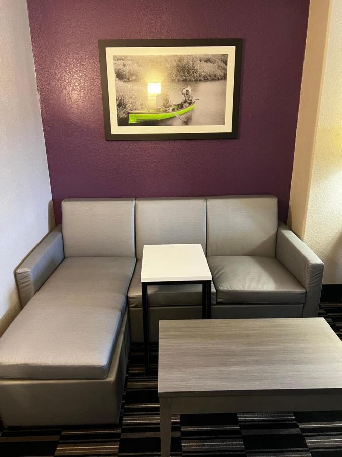 La Quinta By Wyndham Ada Hotel Luaran gambar