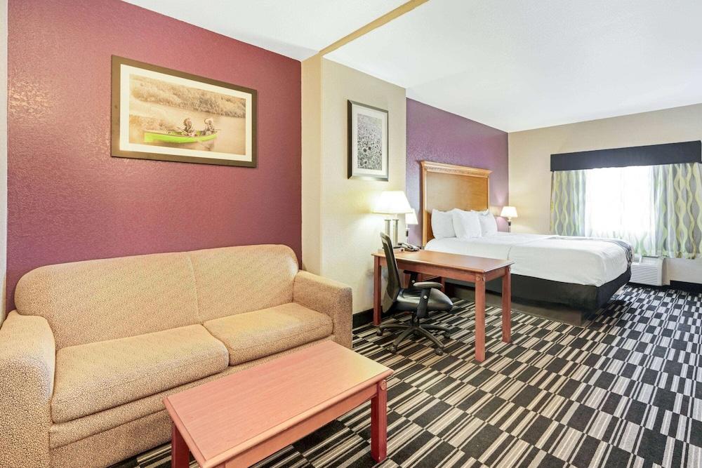 La Quinta By Wyndham Ada Hotel Luaran gambar