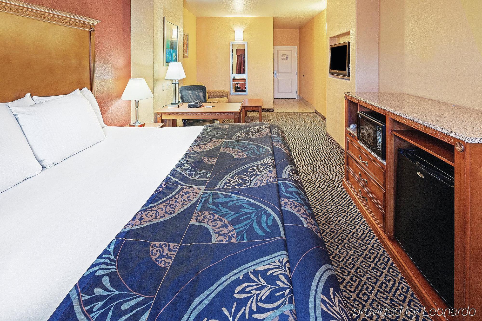 La Quinta By Wyndham Ada Hotel Luaran gambar