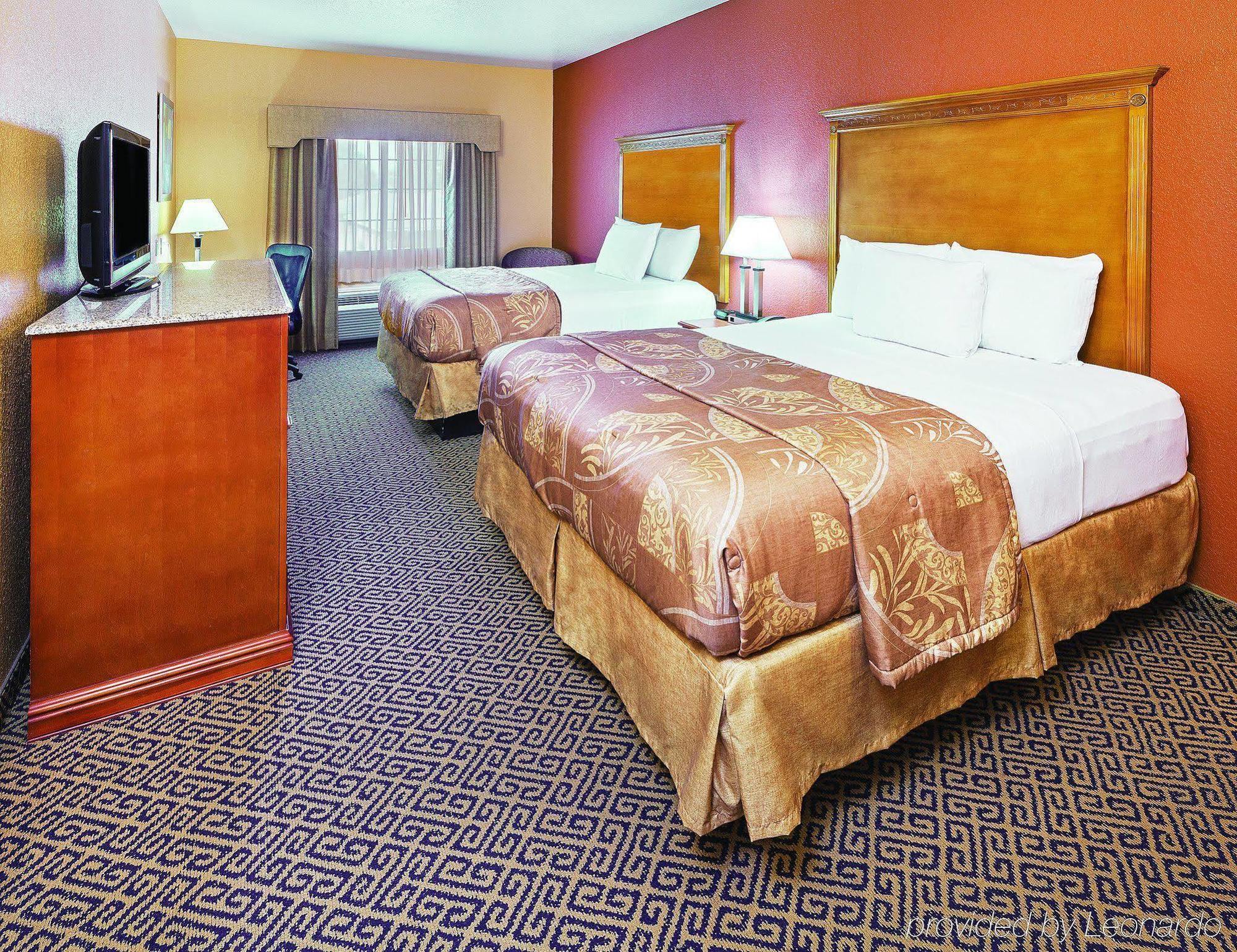 La Quinta By Wyndham Ada Hotel Luaran gambar