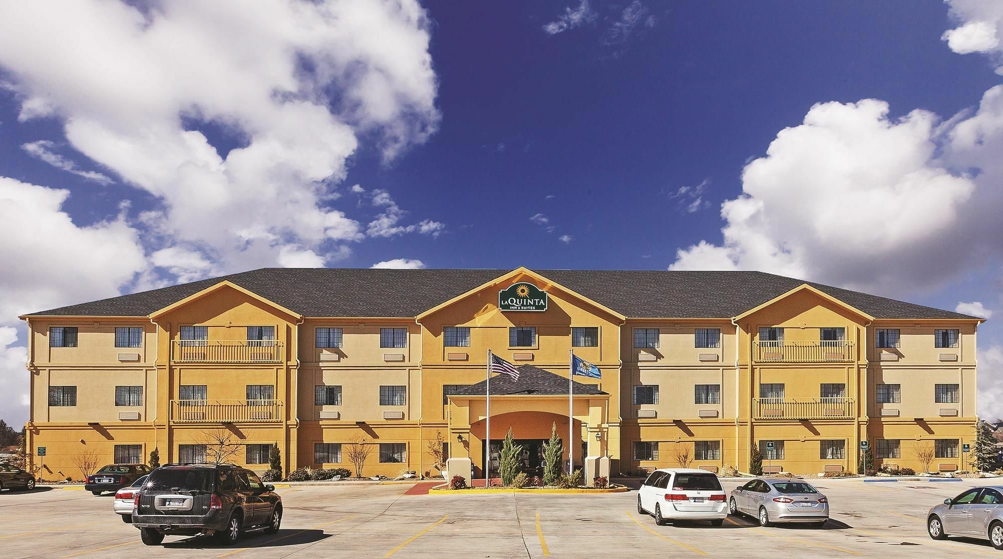 La Quinta By Wyndham Ada Hotel Luaran gambar